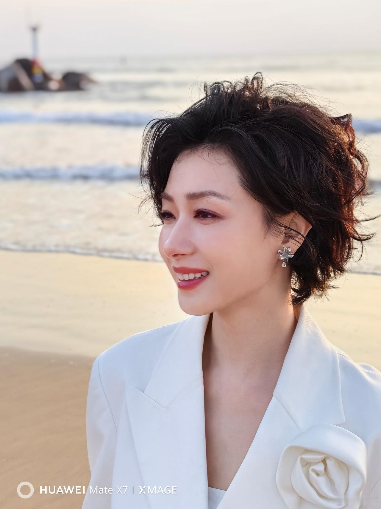 晒图笔记大赛成熟美人穿搭写真