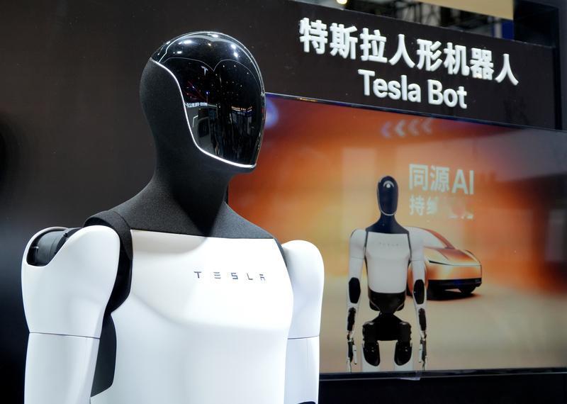 2月2日，特斯拉官宣第三代人形机器人要亮相了，这可是首款走向量产的。
特斯拉没沿