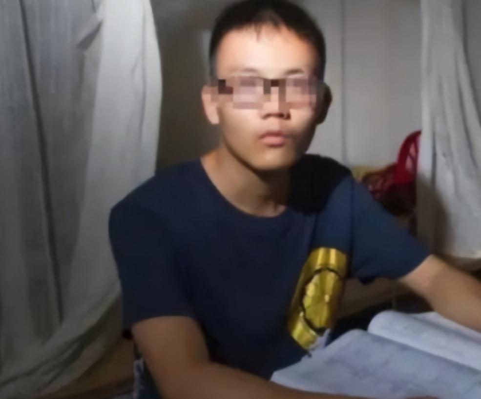 湖南一学霸，高考只考了239分，全校老师都不相信，然而当调取了监控录像后，才发现