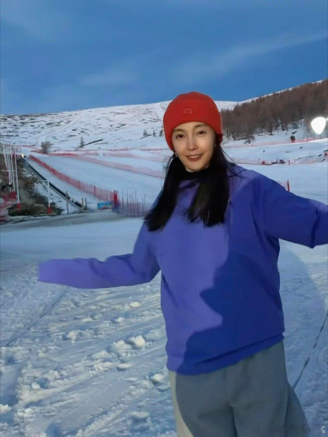 你莲心系雪山，迅跟姨都进组了你怎么还坐的住！！ 