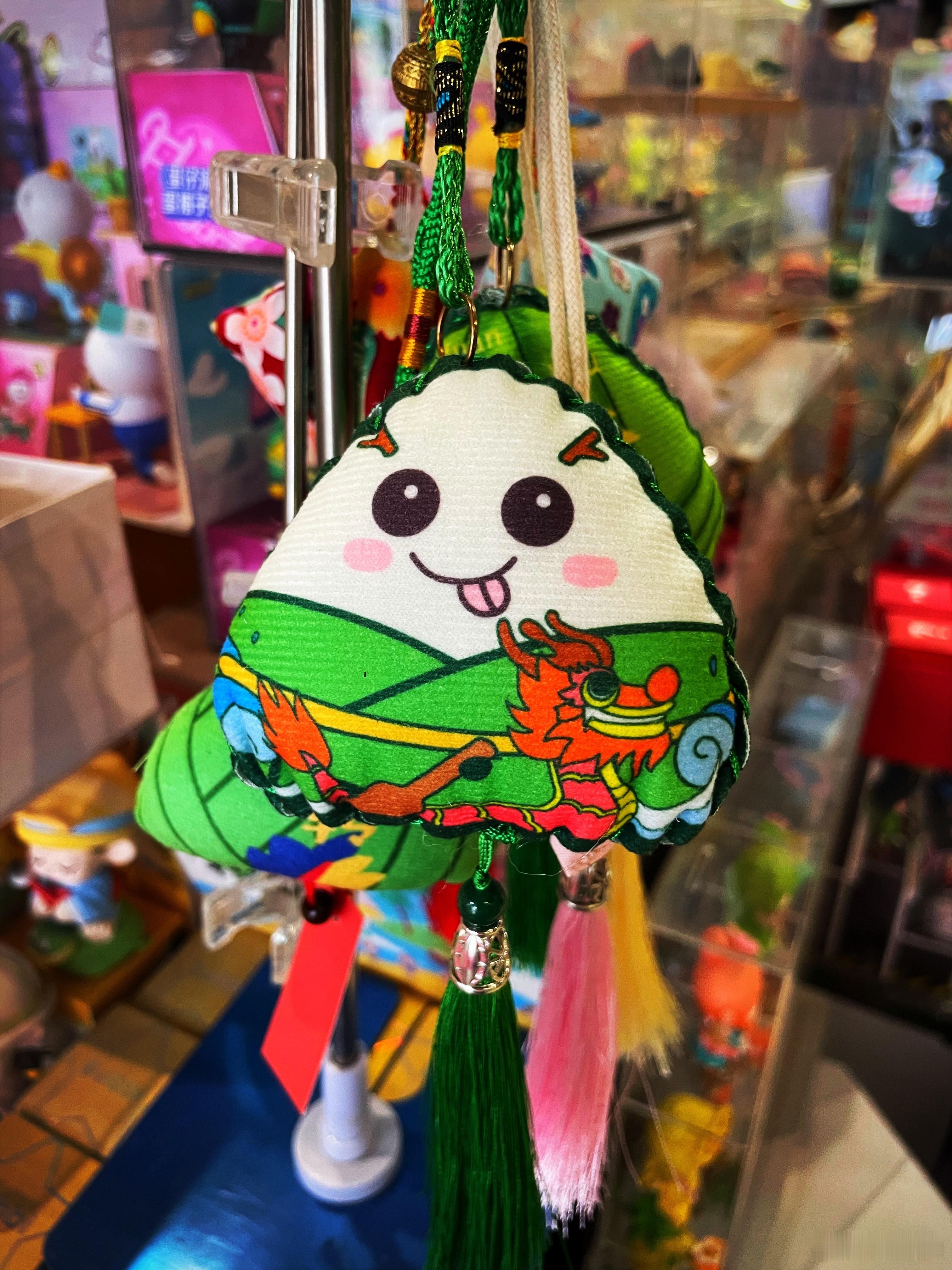 端午节午時水是什么端午节是农历五月五日，那一天午时（从上午11点到下午1点）的水