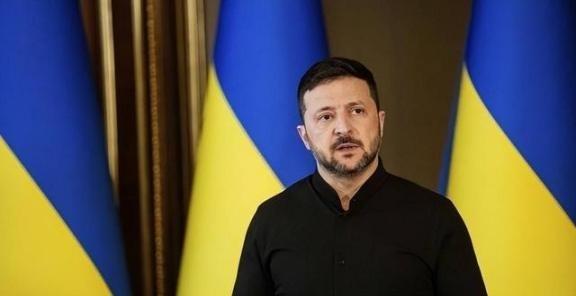 乌克兰都快打灭国了，为什么还不愿意投降？其实说白了，不是不想，而是不敢！原因很简