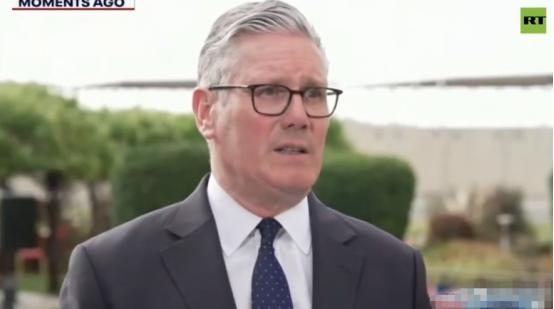 突发：英国首相基尔·斯塔默公开强硬回怼特朗普
 
斯塔默没有丝毫犹豫，语气里满是