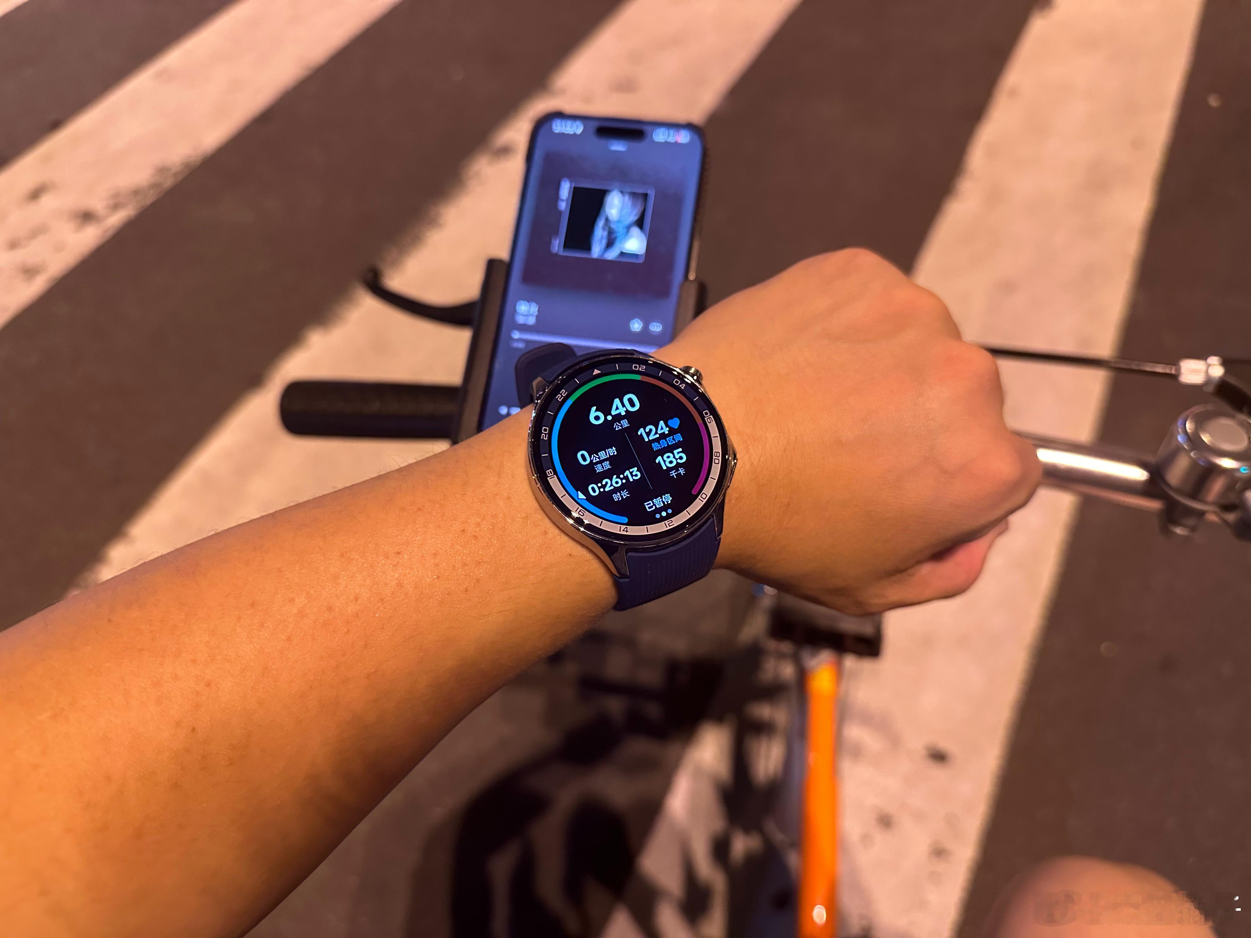 夏天的夜晚，容易失眠我的解决方式，睡觉之前多运动，骑会车🚴 OPPO Watc