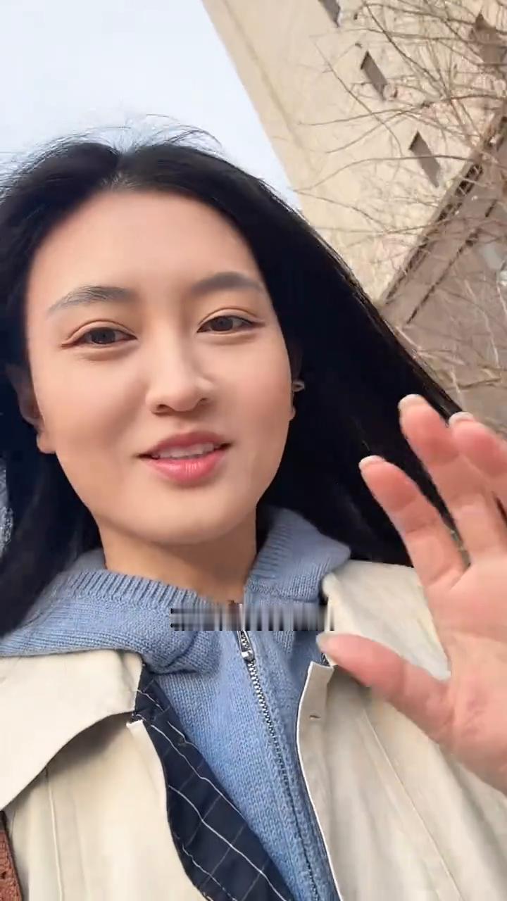 心态乐观。
说一个让你们听完之后不再焦虑的事。我今年36岁，月工资才3000多块