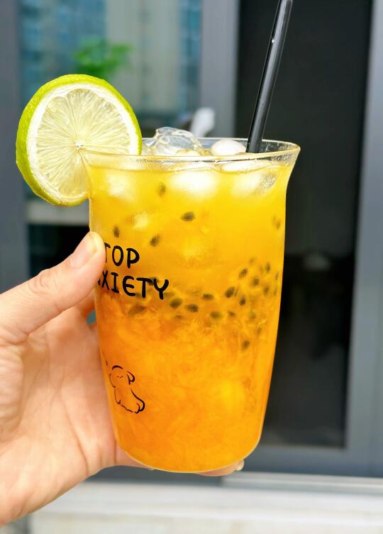芒芒百香果茉莉冰茶来救你狗命了！