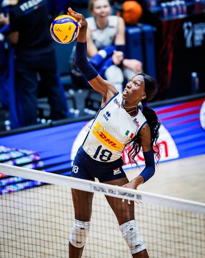 B组第二轮意大利女排3-0古巴女排意大利女排接应埃格努12分（12扣8中0失误被
