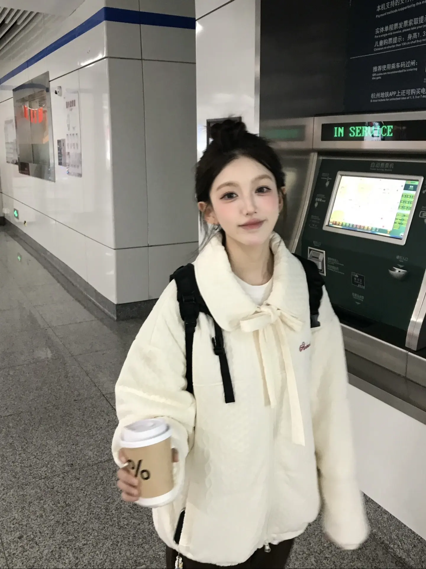 说不清楚的爱 是谁在偷偷的等待