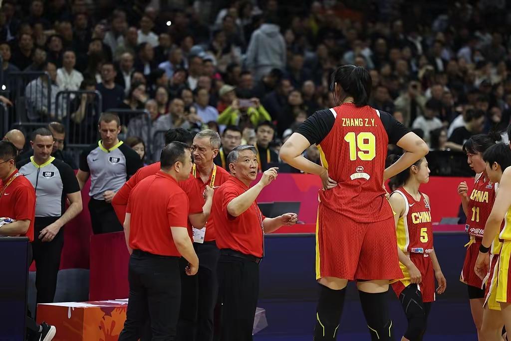 中国女篮虽然不敌比利时，但晋级世界杯无忧。3月12日晚上，中国女篮在世界杯预选赛