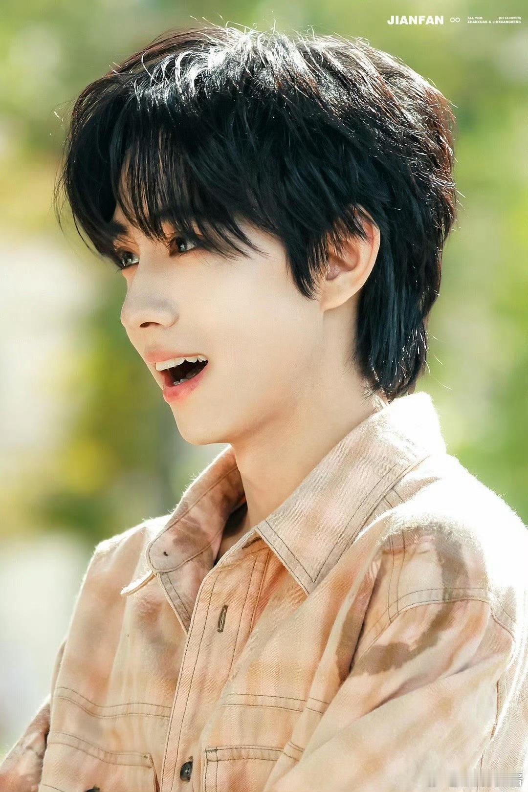 首届代言人影响力盛典期待刘轩丞 确认过眼神，是冷脸萌系天花板！刘轩丞2025代言