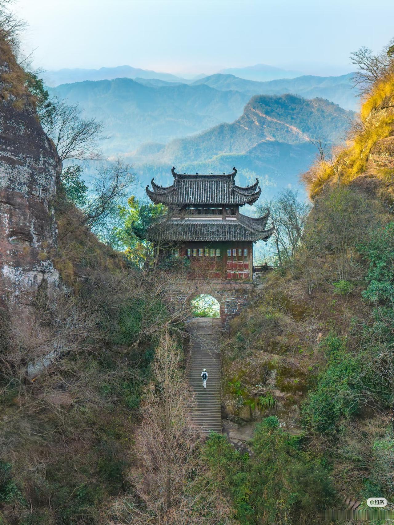 比起黄山，我更爱这座道家隐居仙山！
安徽除了黄山，这座道教仙山被严重低估
这里古