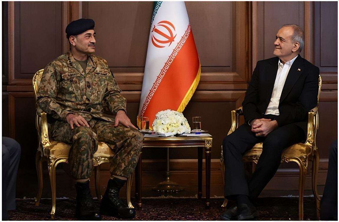 美国代表团机票都买好了，伊朗直接掀桌：这第二轮谈判，我们不玩了！


边谈边打，