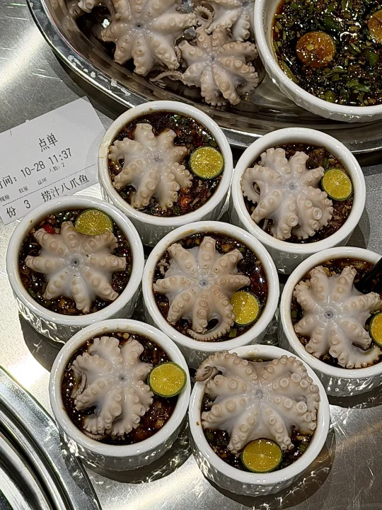 感谢佘诗曼！！确实是上海数一数二好吃的。。。