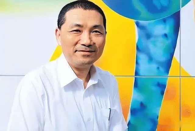 可以说，自侯友宜被征召之后，无论是侯友宜还是朱立伦都不在状态上，朱立伦是自私自利