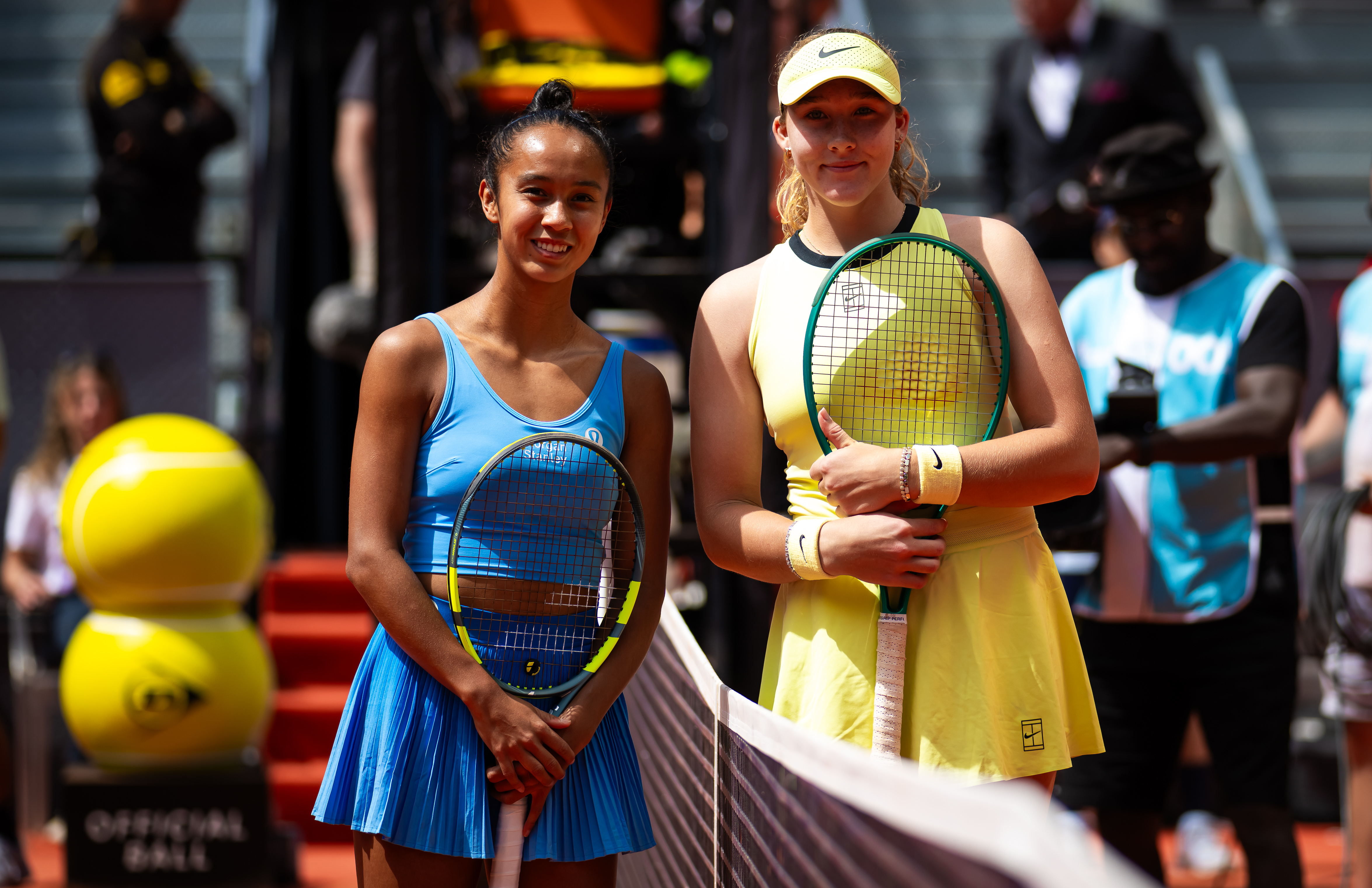 即时战况：正在进行的马德里站1/4决赛，米拉·安德列娃在首盘克服1-4落后并且挽