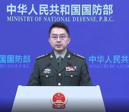 国防部刚发严厉警告：绝不姑息，绝不容忍！赖清德疯狂玩火，网友喊话“瓮中捉鳖”，为