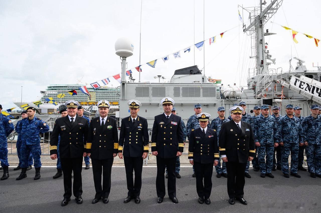 烏克蘭海軍（Naval Forces of Ukraine）再度接收一艘來自荷蘭