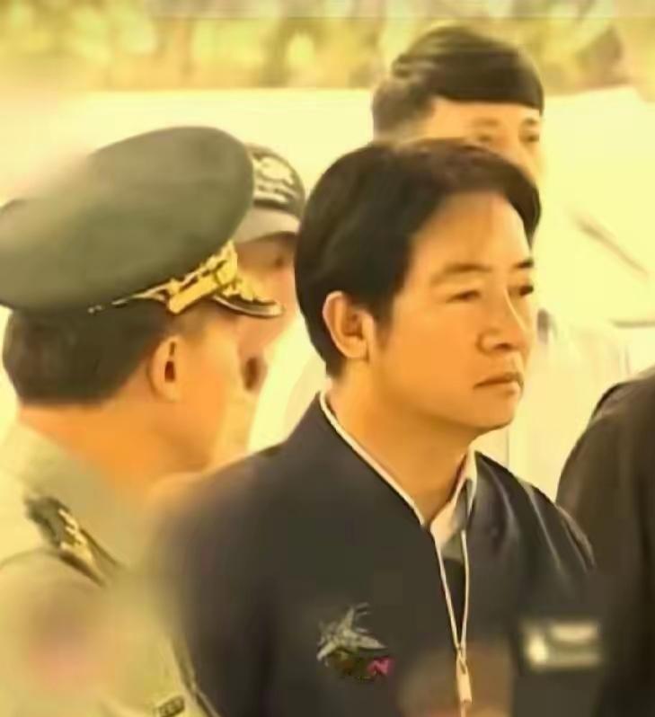 国防部重磅定性！台军不再是“地区军队”，而是“台独武装”
 
大陆对台军的称呼，