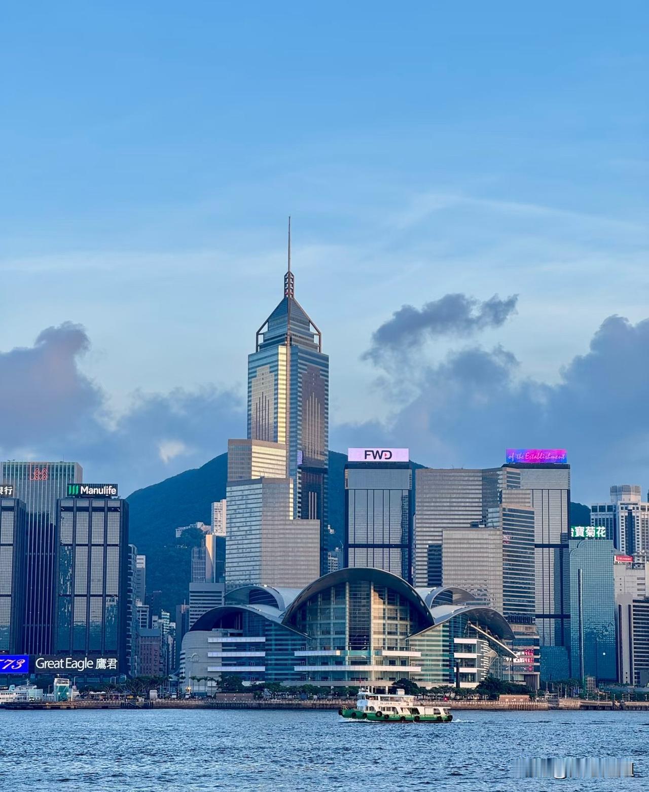 香港人人均寿命高，纯粹就是下面几个主要原因，
1.香港热，热的气候能减少很多老年