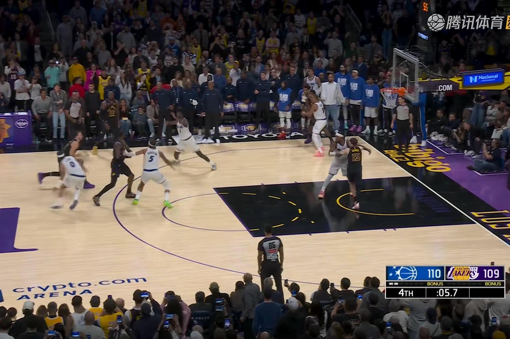 东契奇！！！！！啊？？？ 