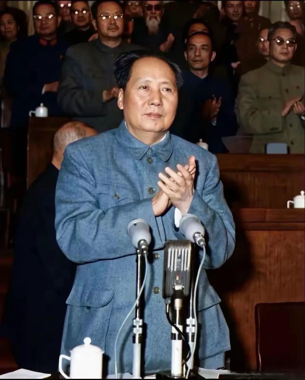 委内瑞拉进入武装斗争阶段你怎么看还是伟人说得好：“没有一个人民的军队，就没有人民