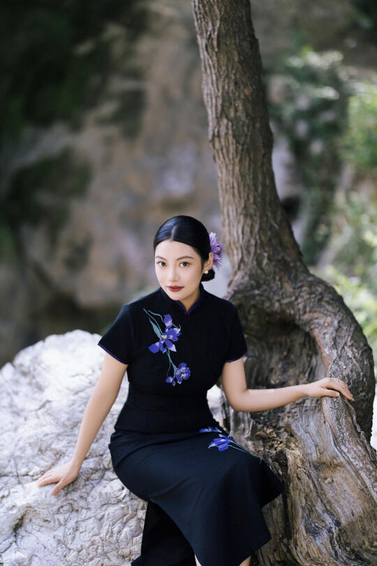 山涧小溪拍的新中式