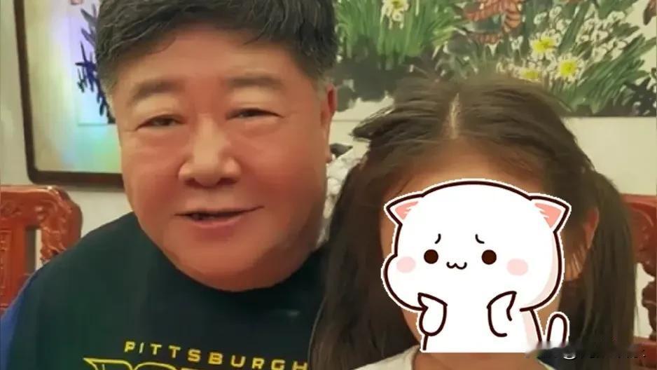 今天打开，看见61岁的演员刘金山回应女儿9岁啦！原来啊，早年刘金山因要照顾患病的