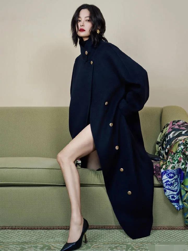 必须给摄影师扣鸡腿，辛芷蕾的腿拍的太难看了！

辛芷蕾娱乐圈大器晚成的演员之一，