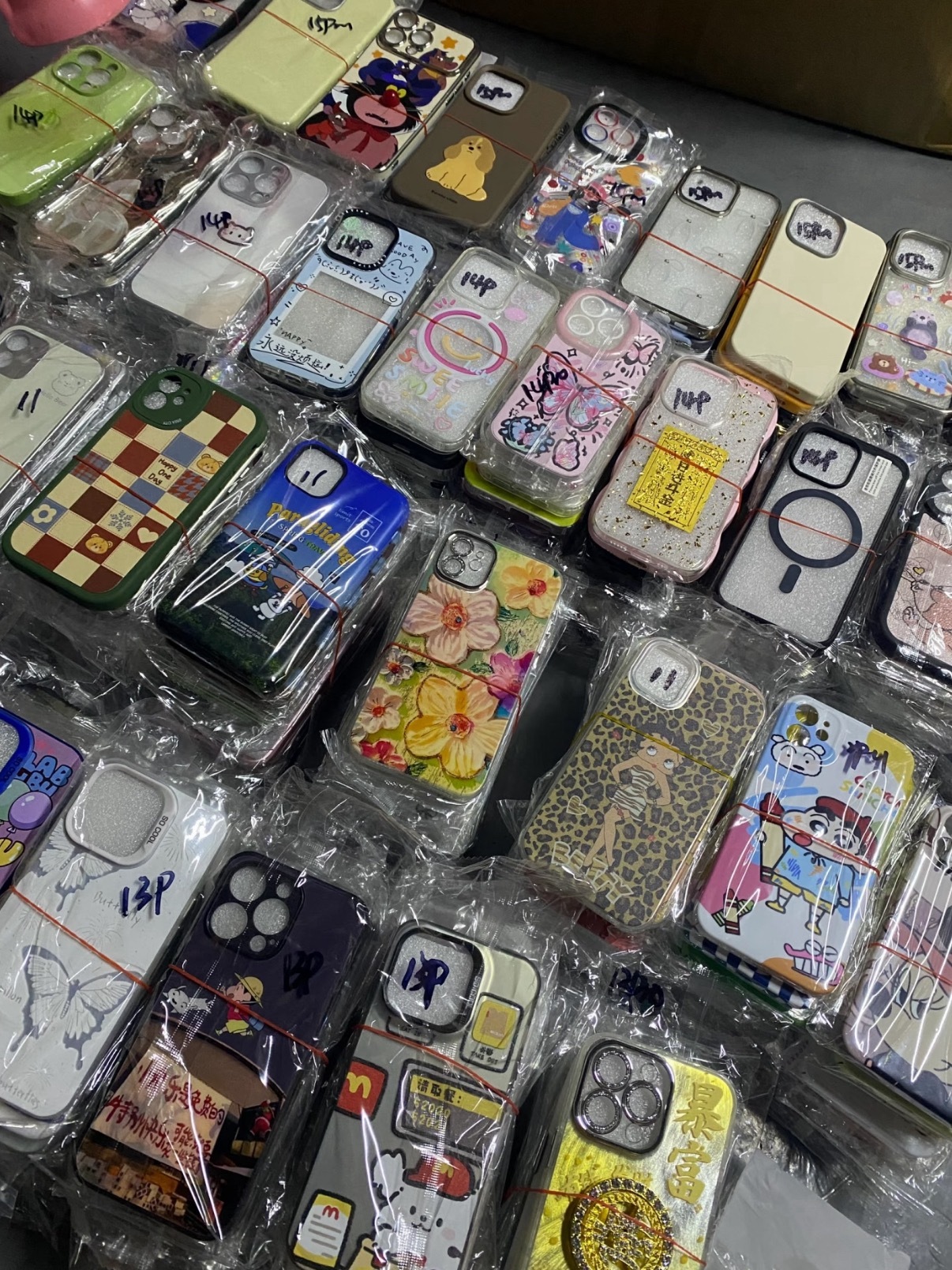 9块9的手机壳还敢买吗这种9块9的手机壳，批发价才 8 毛，能是什么好货？所以大