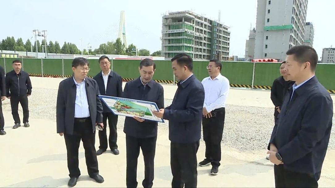 【城市快讯】5月2日，超超书记调研检查城市更新民生项目建设：扎实推进城市更新，着
