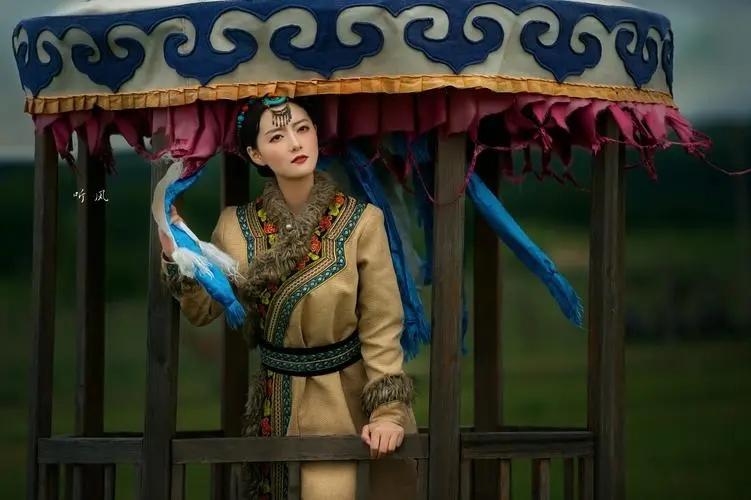 蒙古国剩女成灾：法规要求每男至少娶俩老婆
外蒙古曾经是中国北方的一个部分，直到1