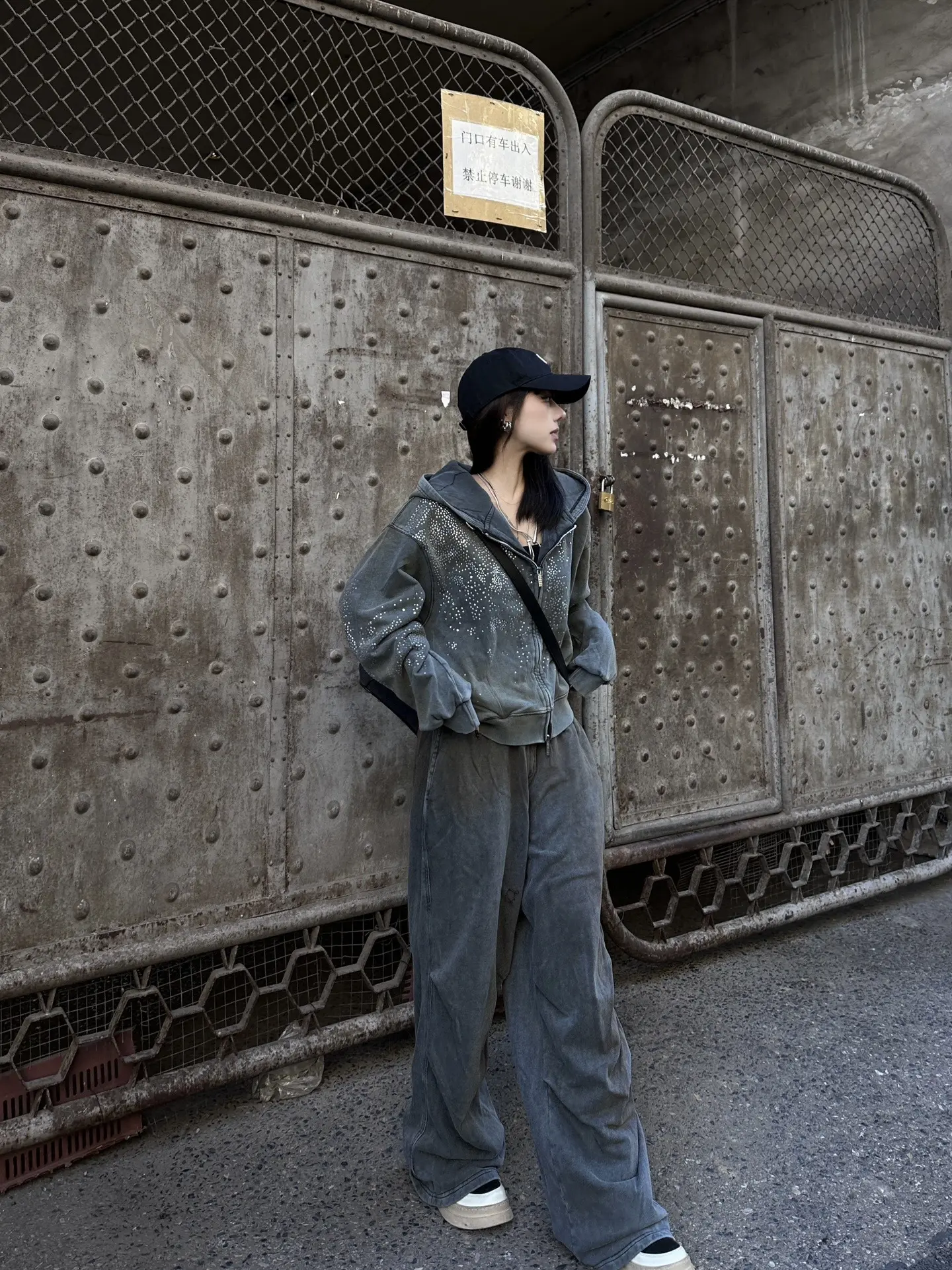 套装才是最好穿的。