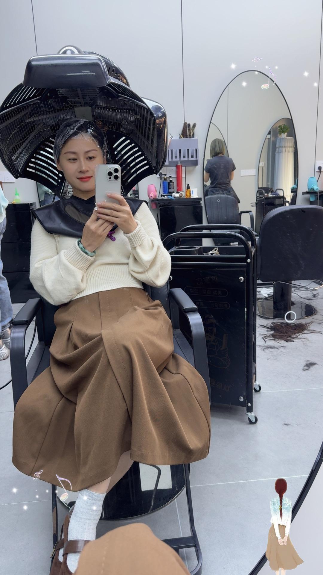 箭正中心头，但幸好只是射中我的心脏，而不是翅膀……女子之身，能屈能伸...