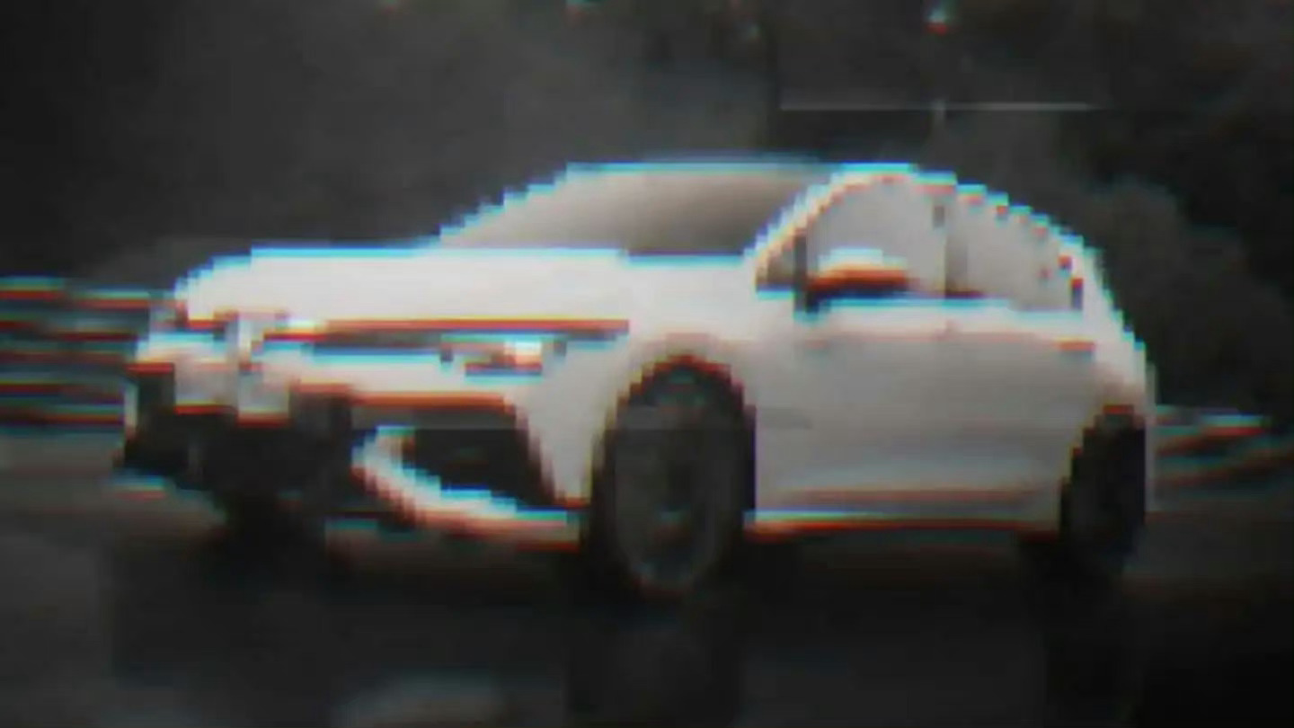 前几天CEO发的“马赛克高尔夫”就是它：GTI Clubsport，大众说它会是