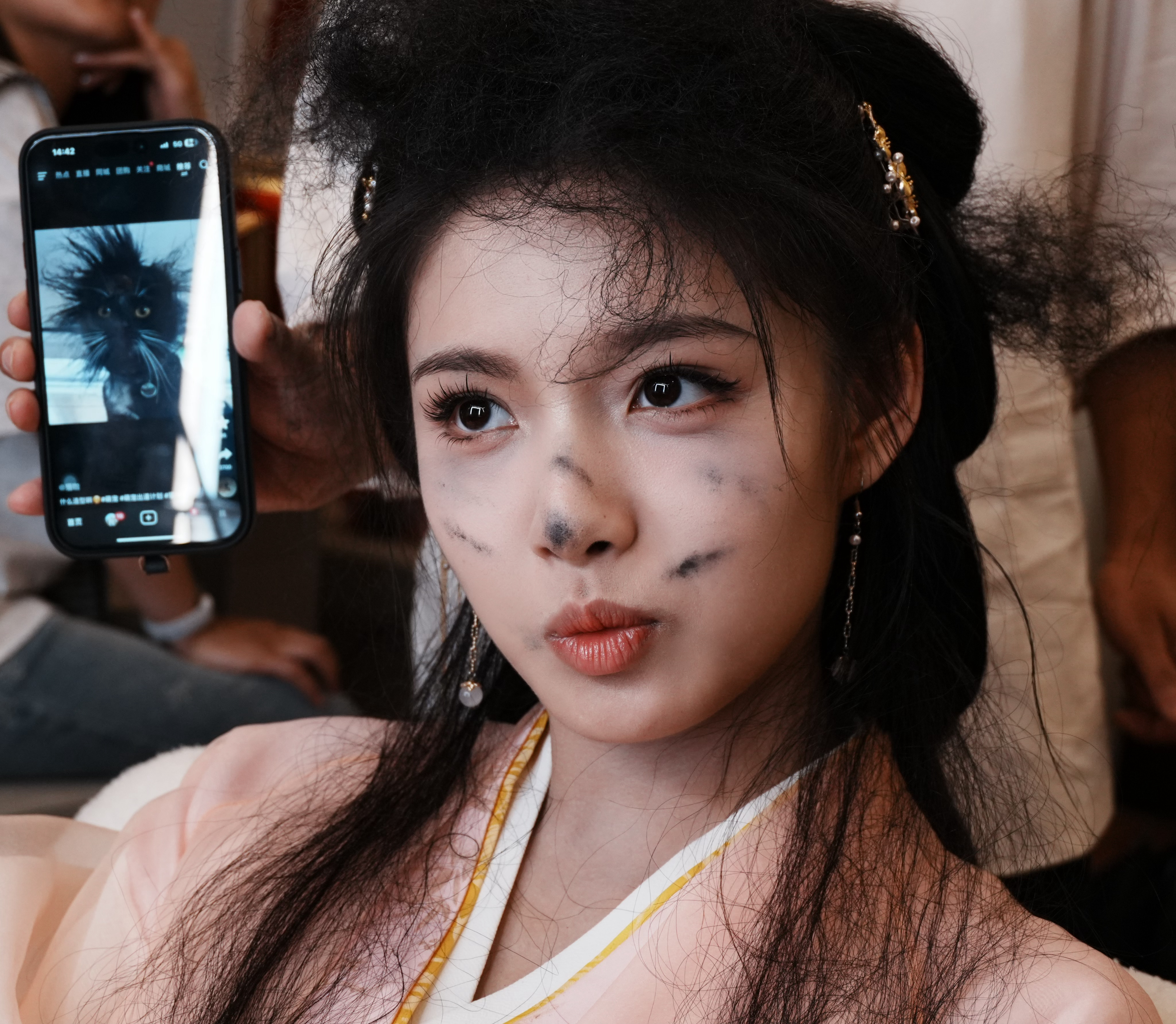 艾米 成功解锁：妙手小嘉鱼-用脑过度版CPU冒烟版🤯～雀骨艾米谢嘉鱼