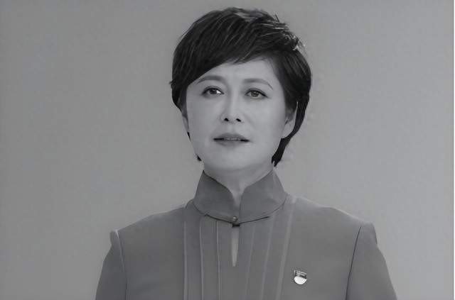 敬一丹留下的家风家训：“吃苦是要学的，享福不用学”