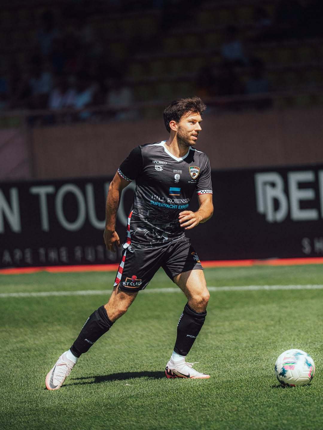 每年摩纳哥保留项目⚽加斯利又来到摩纳哥参加慈善足球比赛F1PierreGasly