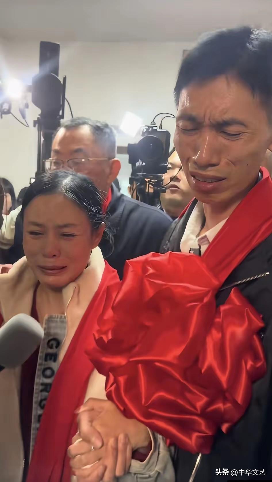 李林和李鑫认亲3天后分道扬镳！
就算再有血缘关系，但涉及到自身利益时候，一切都是