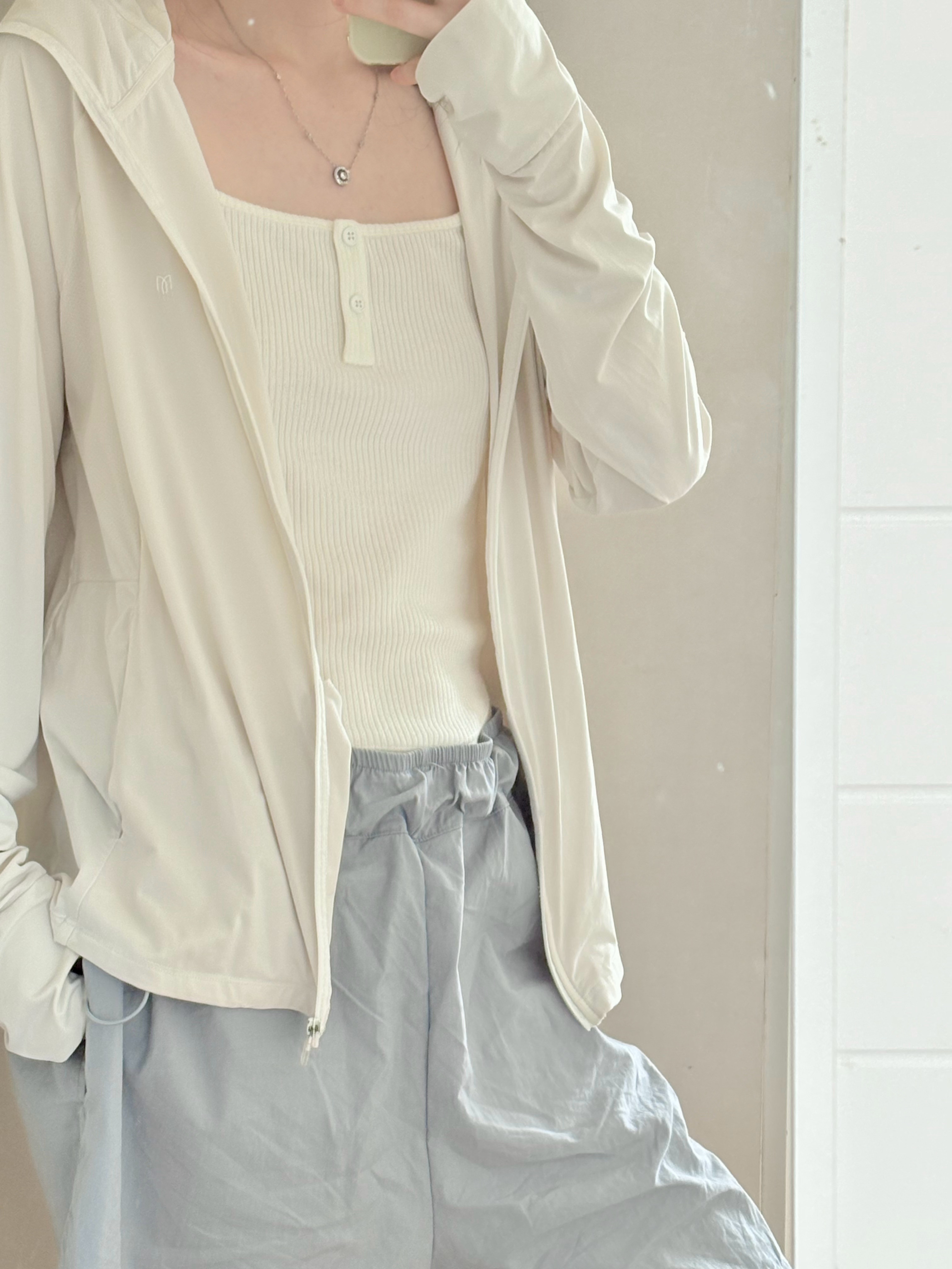 Summer OOTD：）最近夏天的氛围感真是越来越浓了我的购物欲也跟着气温蹭蹭