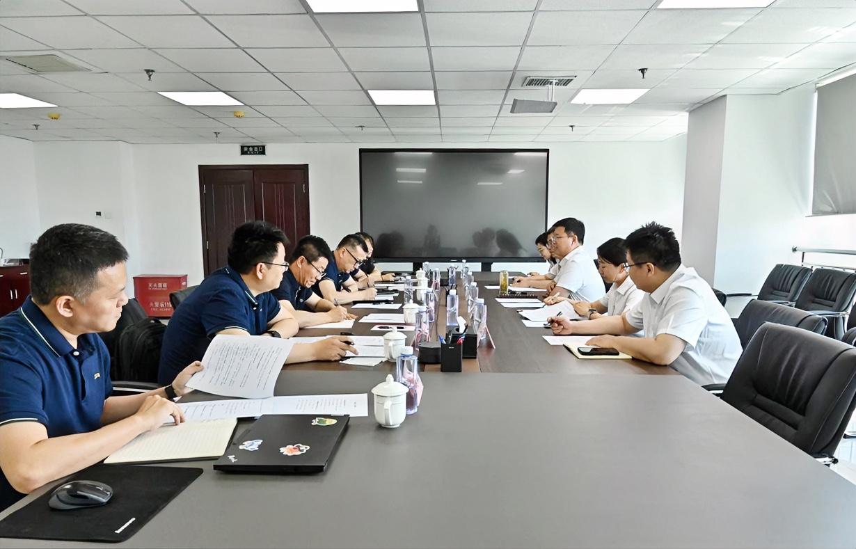 5月28日，中国黄金集团资产管理有限公司与长春黄金研究院有限公司在北京举行座谈会