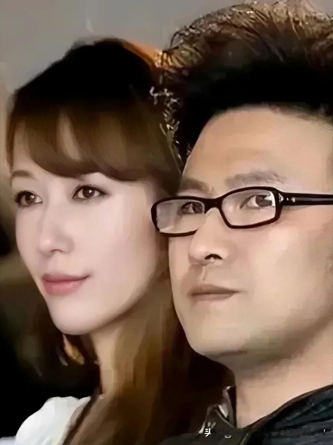 汪真的有桃花缘！汪真的有桃花缘！论长相，其貌不扬，论体型，不属于健美型，即使有音