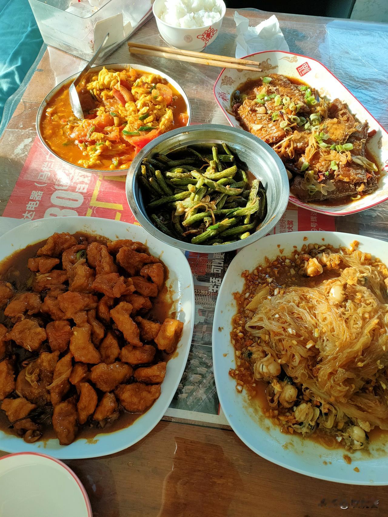 经常安慰自己的一句话是什么今天可劲吃，明天再减肥吧[捂脸]