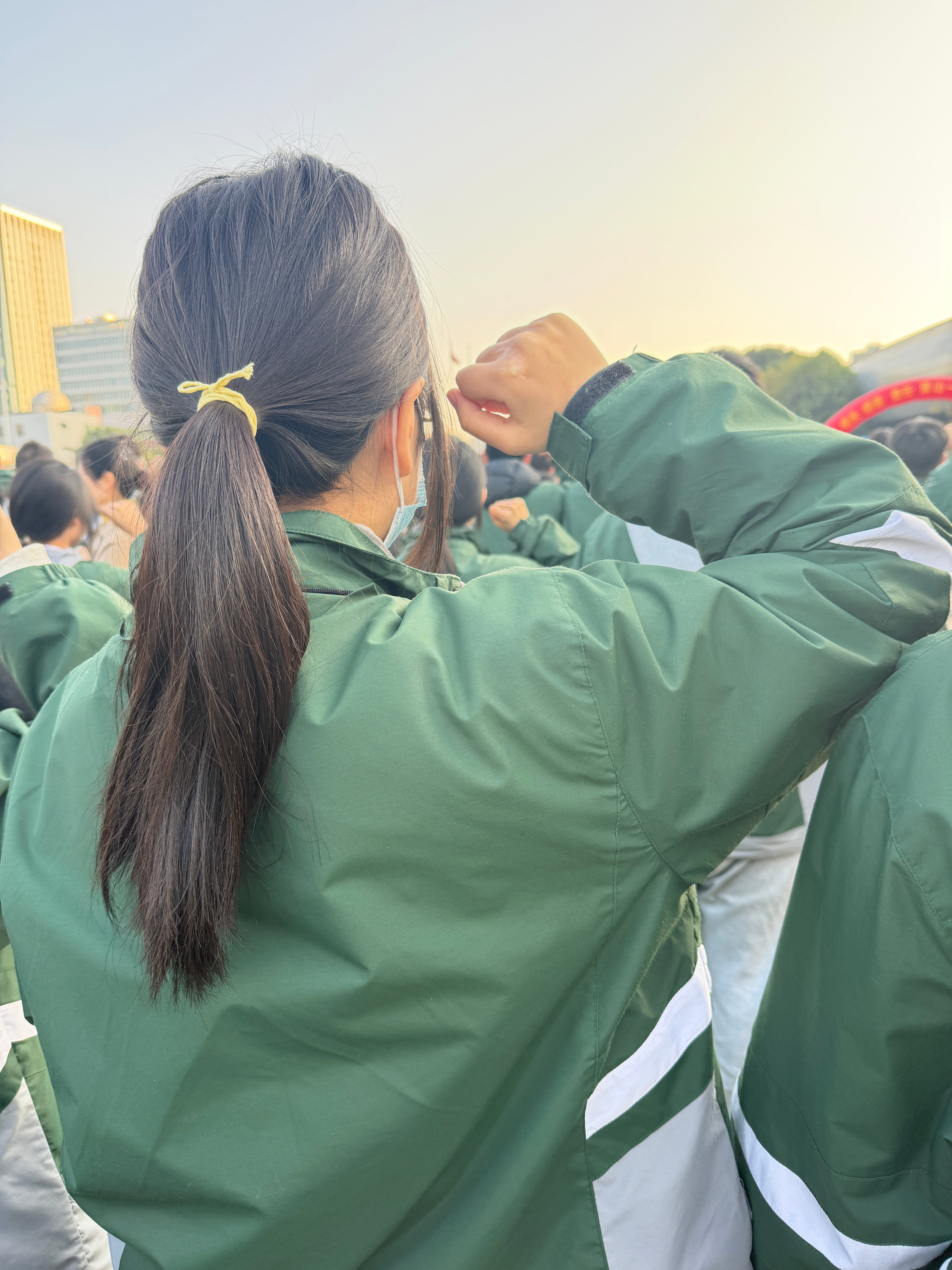 亲爱的妹崽成年快乐（ps还差半年hh 