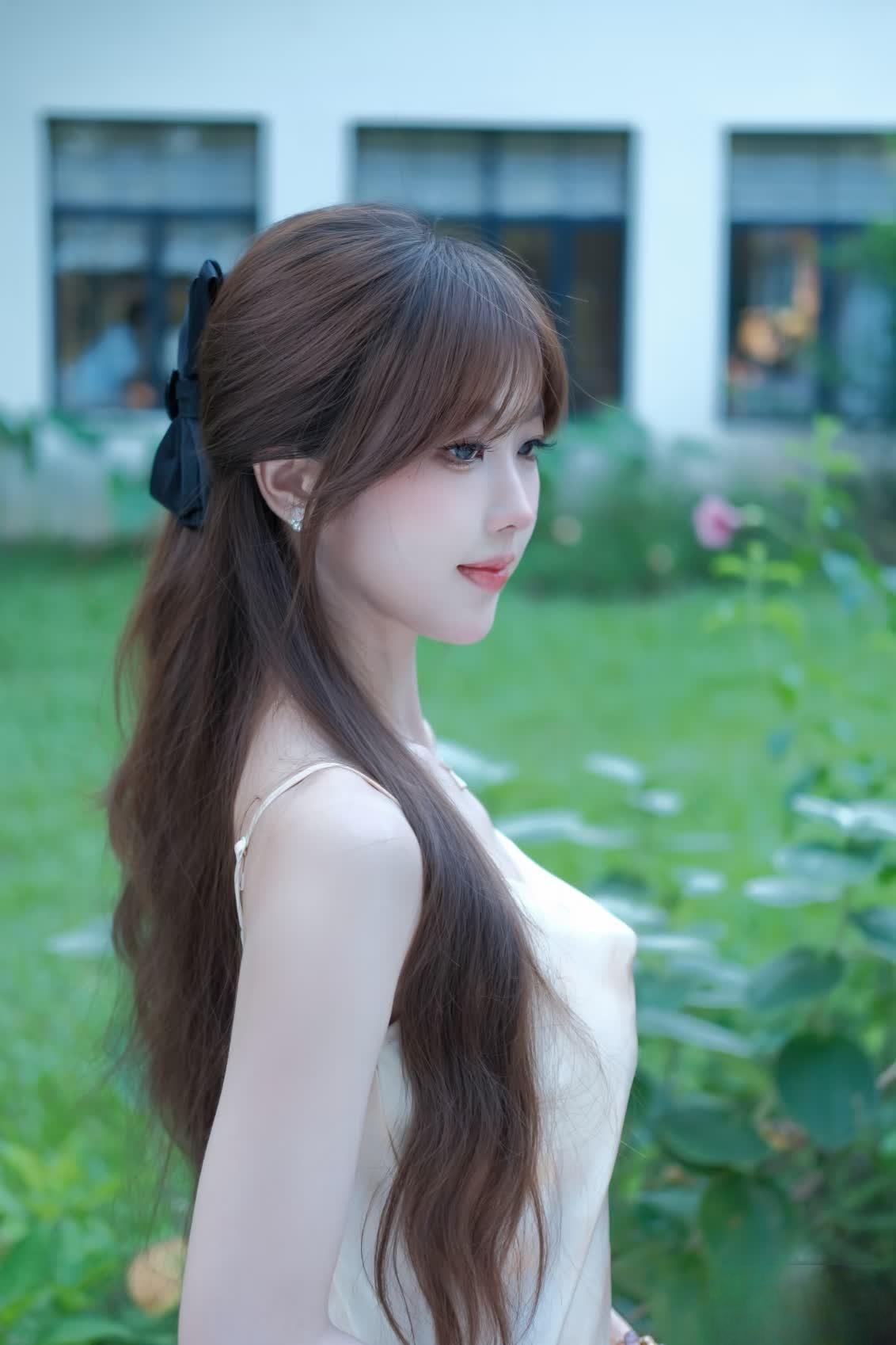 幸福不难，知足就好。今天很好，希望明天也是。