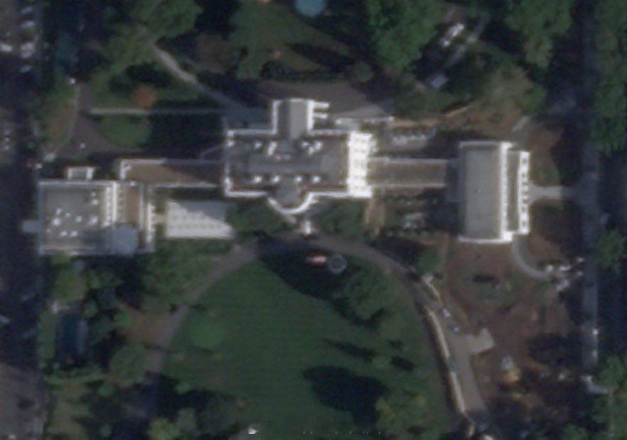 白宫东翼拆迁扩建项目卫星图对比。 ​​​