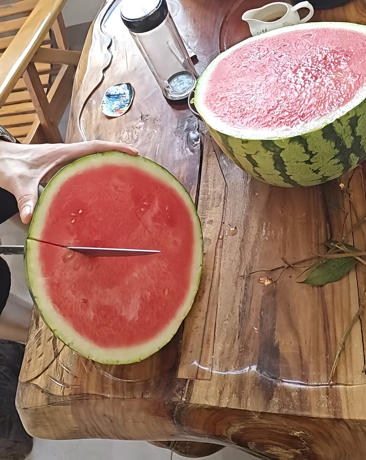 6月2日，网友分享：贵港某超市一个西瓜57块钱。一分钱一分货，不要嫌贵。同城热点
