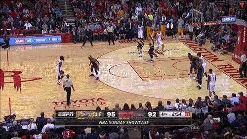 巅峰哈登过詹姆斯，极致的节奏变向。 