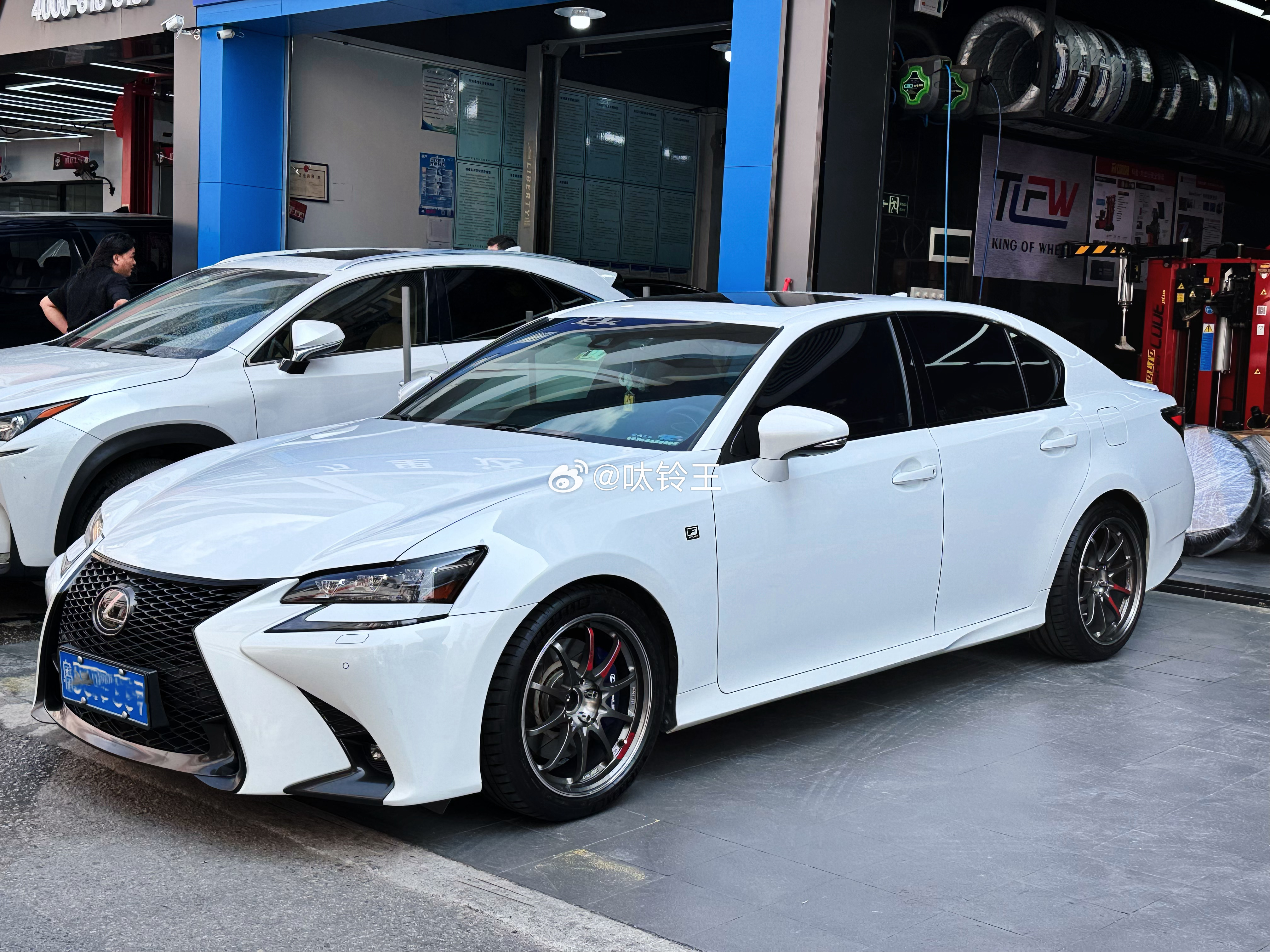 雷克萨斯GS 完工案例RAYS CE28SL 18寸 上车意大利🇮🇹科吉动平