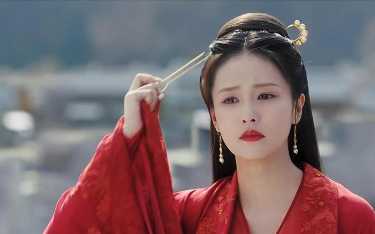 白鹿和金晨的性格太招人喜欢了，无论是综艺还是口碑都是极好的。两人都是多才多艺，不