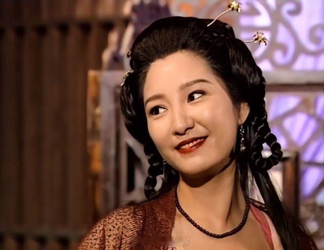 右滑感受下60岁的雪梨的状态 